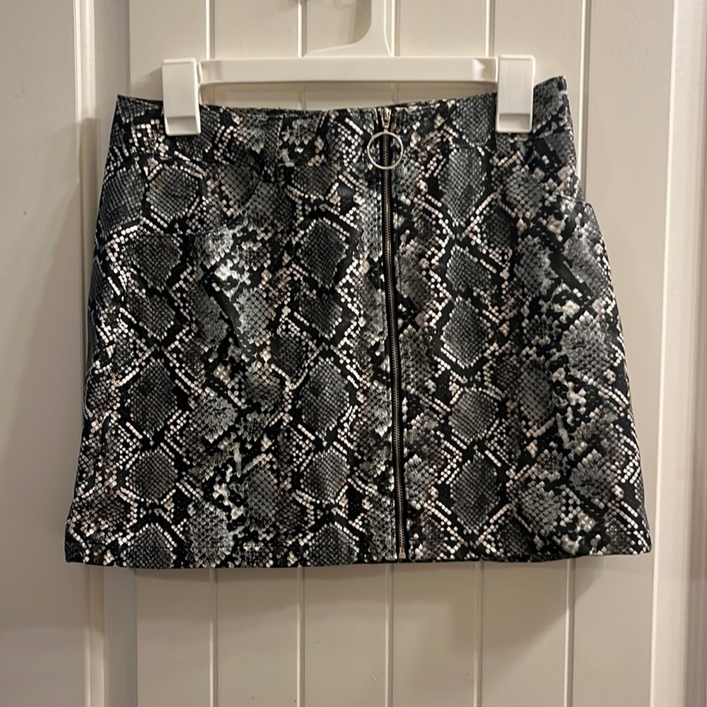 wild honey zip up skirt